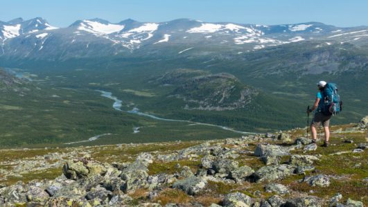 Trekking in die Wildnis Lapplands - Berge, Flüsse, grenzenlose Weite
